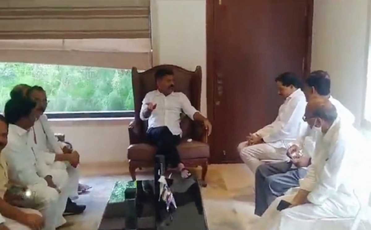 तेलंगाना में बीआरएस के एक और नेता ने दिया इस्तीफा, कांग्रेस में शामिल होंगे तेलंगाना में बीआरएस के एक और नेता ने दिया इस्तीफा, कांग्रेस में शामिल होंगे