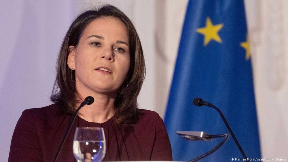 आकार ले रही है जर्मनी की नारीवादी विदेश नीति