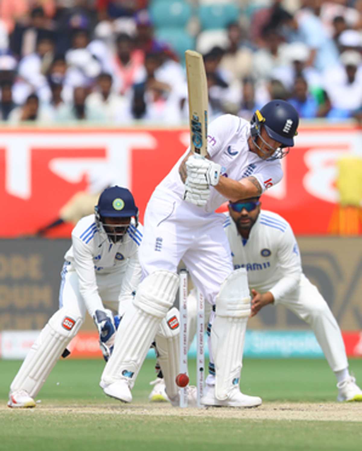 एथर्टन ने स्टोक्स को बुमराह से निपटने के लिए दी सलाह