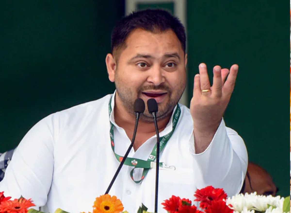 अग्निवीर को चार साल में रिटायर कर पीएम मोदी अपने लिए 75 साल में नौकरी मांग रहे : तेजस्वी यादव