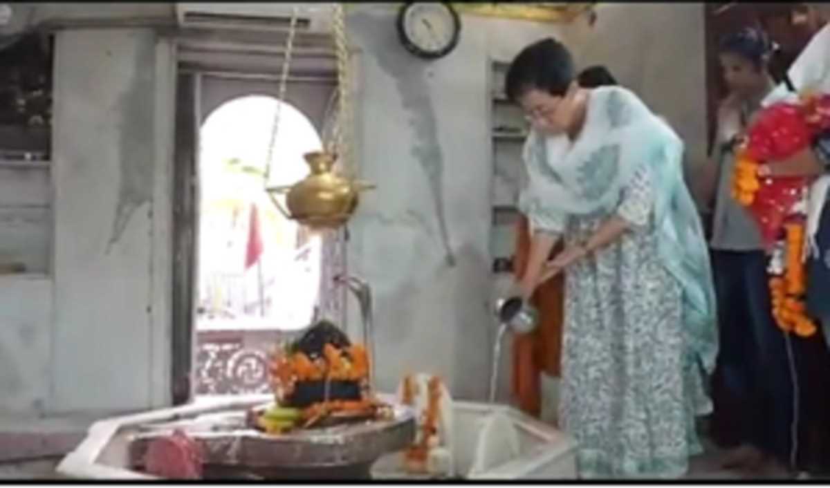 आतिशी के अनिश्चितकालीन अनशन का दूसरा दिन, कहा- पानी मिलने तक जारी रहेगा अनशन