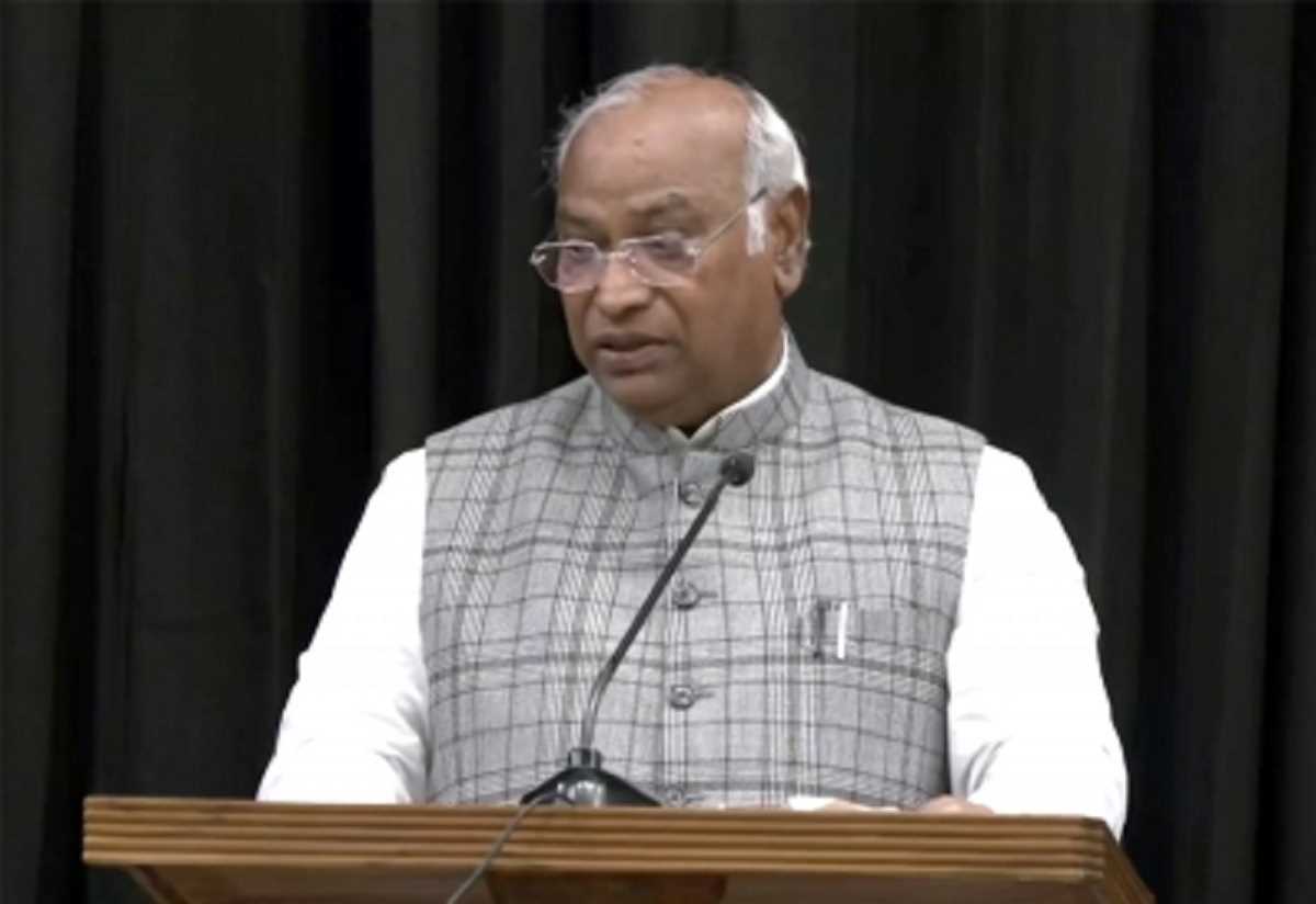 एकजुट विपक्ष केंद्र के खिलाफ संसद भवन से विजय चौक तक मार्च करेगा