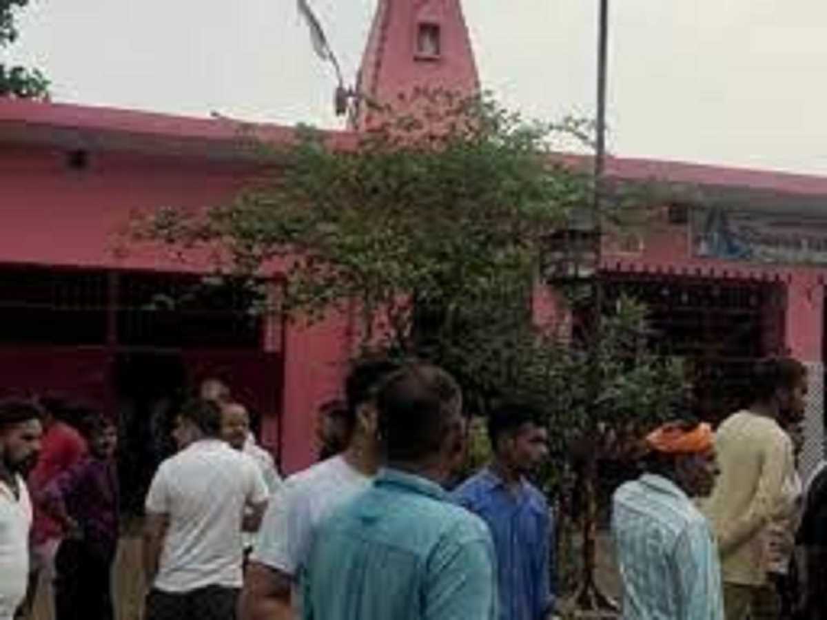 बिजनौर में डंडे से पीट-पीटकर पुजारी को उतारा गया मौत के घाट