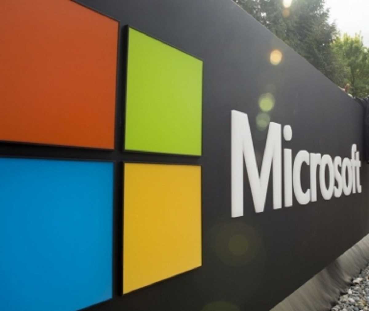 माइक्रासॉफ्ट ने स्काइप को नई थीम, कलर ऑप्शन्स के साथ फिर से डिजाइन किया