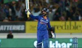 भारतीय टीम में टी20 विश्व कप लिए शामिल हो सकते है दिनेश कार्तिक : गावस्कर