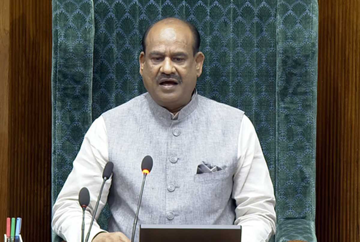 संसद के शीतकालीन सत्र में सभी सांसद अनुशासन व शालीनता के साथ कार्यवाही में लें भाग : बिरला