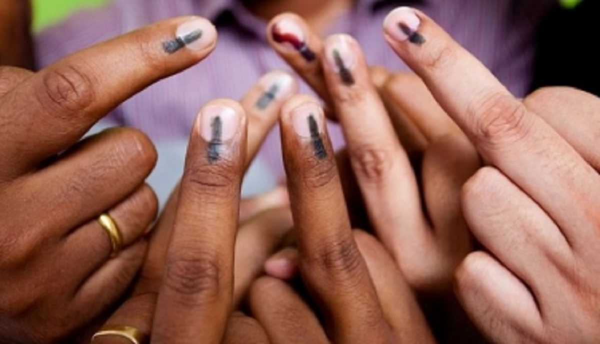 बिहार में मोकामा, गोपालगंज उपचुनाव में कड़ी सुरक्षा के बीच मतदान जारी