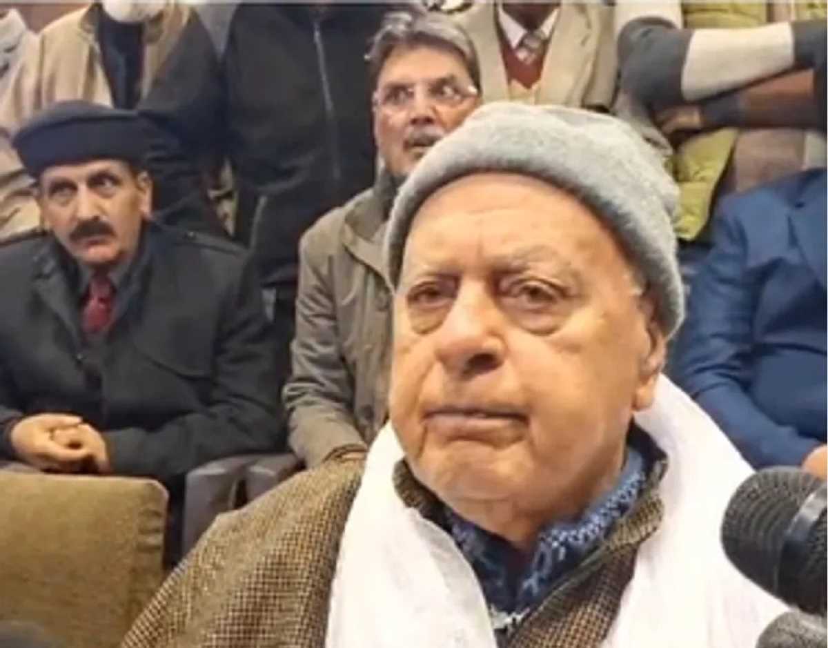 धार्मिक स्थलों के सर्वे पर फारूक अब्दुल्ला ने कड़ी आपत्ति जताई, बोले- मैंने अल्लाह से दुआ मांगी हमें इन मुश्किलों से बाहर निकाले