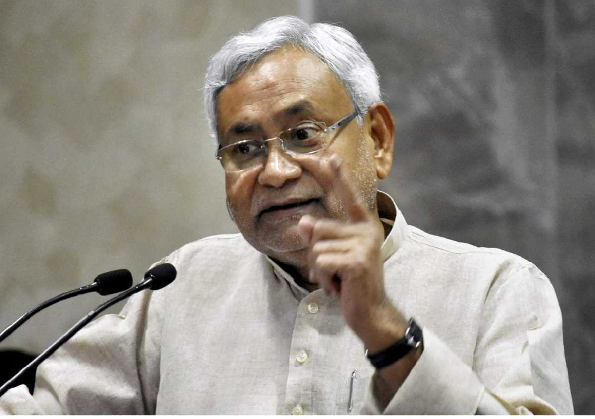 सीएम नीतीश कुमार ने किया एक साल के अंदर 10 लाख रोजगार देने का ऐलान