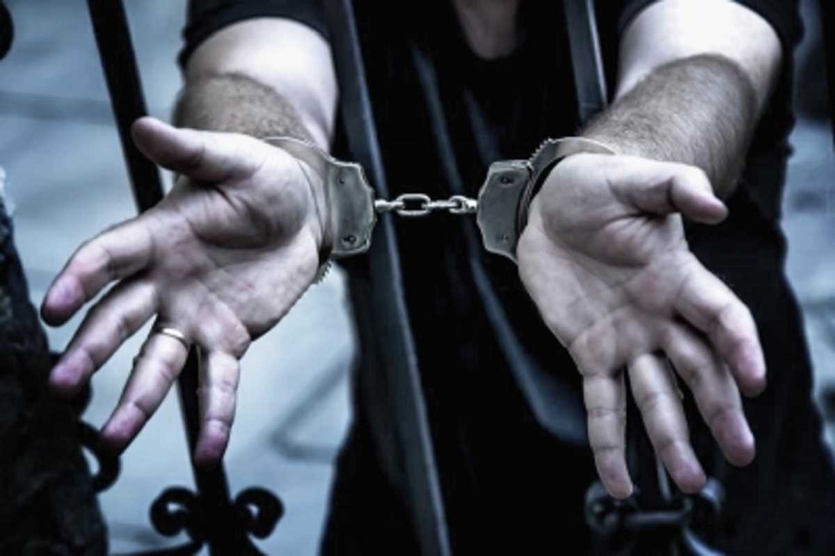 दो ड्रग तस्कर गिरफ्तार, 21 करोड़ रुपये की 4.2 किलोग्राम हेरोइन जब्त