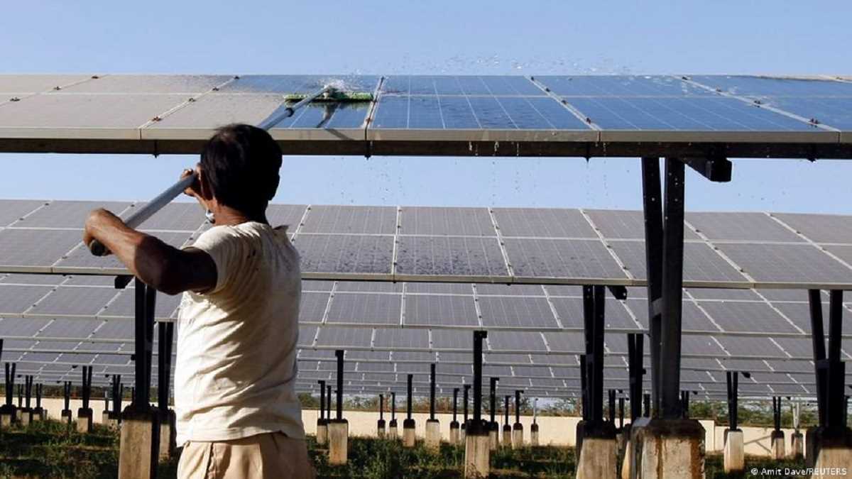 भारत: अक्षय ऊर्जा लक्ष्य हासिल करने के लिए चाहिए 24,440 अरब रुपये