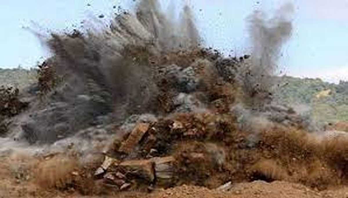 जम्मू : राजौरी में एलओसी के पास बारूदी सुरंग विस्फोट में सेना के 2 पोर्टर घायल