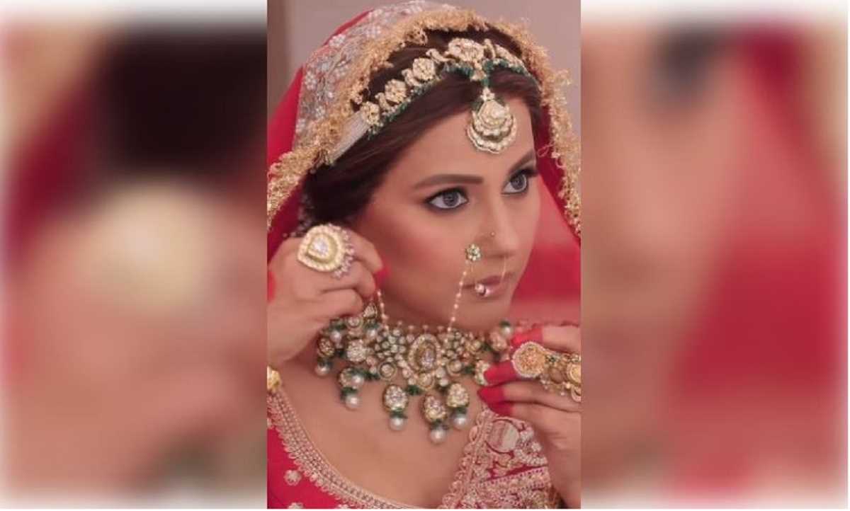 हिना खान सालों बाद दुल्हन के रूप में सजी, तस्वीरें की शेयर