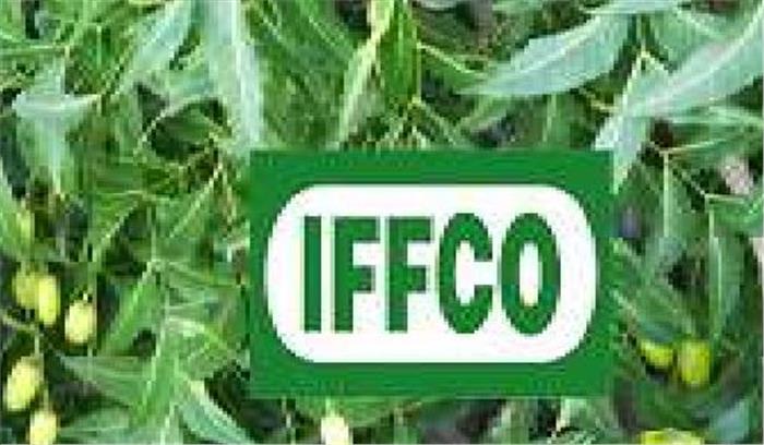 नीम न केवल मानव के लिए बल्कि पर्यावरण के लिये भी महत्वपूर्ण