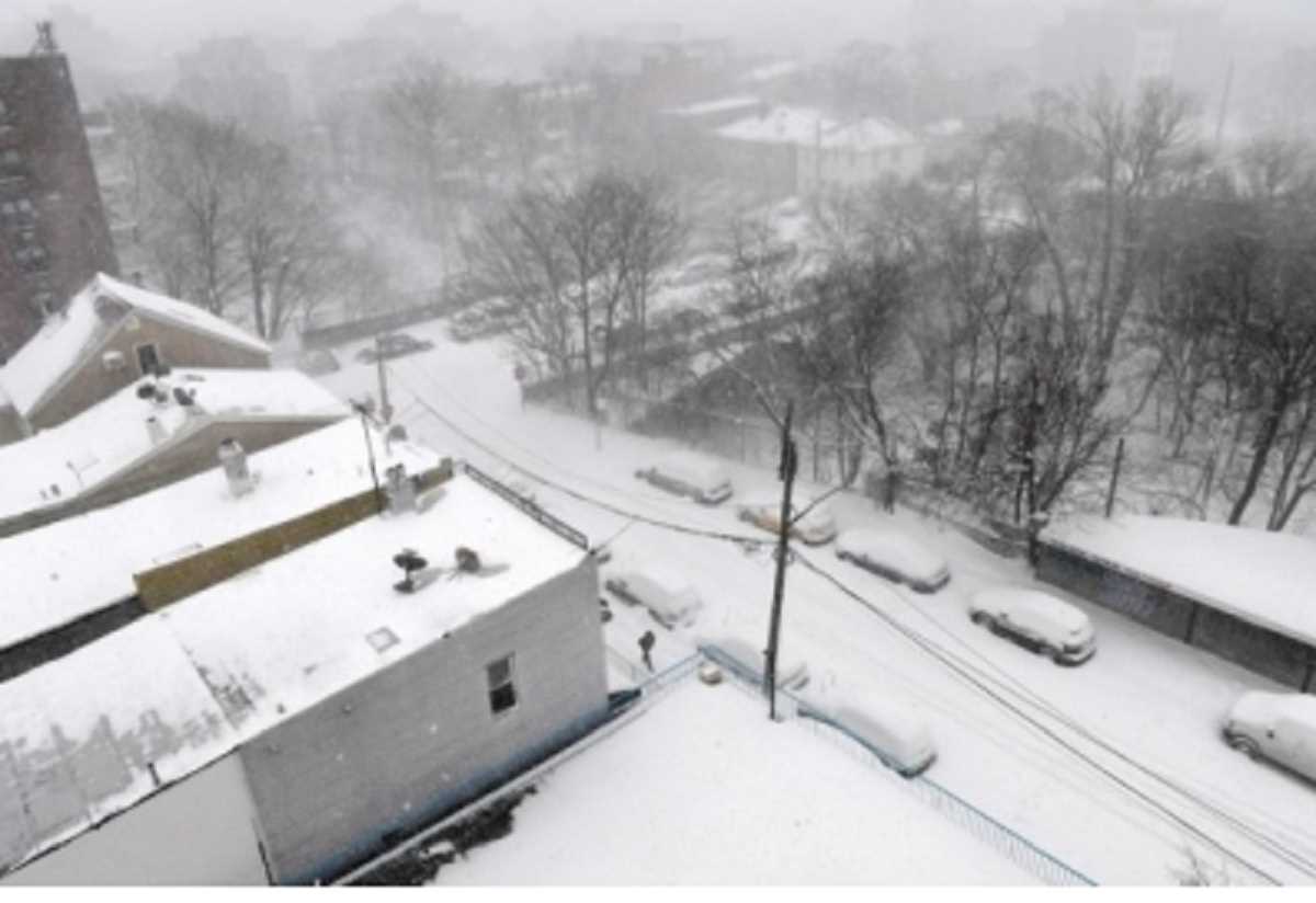 न्यूयार्क के गवर्नर ने की आपातकाल घोषित करने का अनुरोध