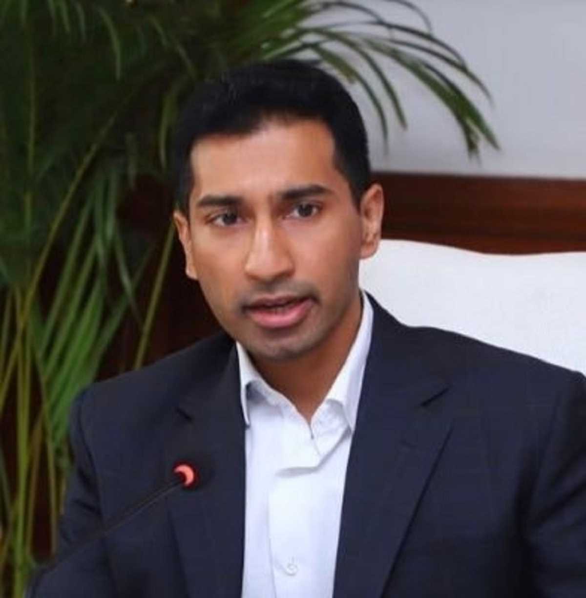 केरल: पूर्व रक्षा मंत्री के बेटे लड़ सकते है लोकसभा चुनाव