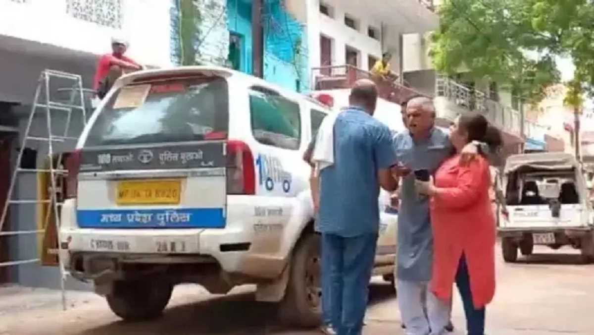 मध्य प्रदेश: जमीनी विवाद को लेकर भाजपा विधायक पर लगा बुजुर्ग से मारपीट का आरोप