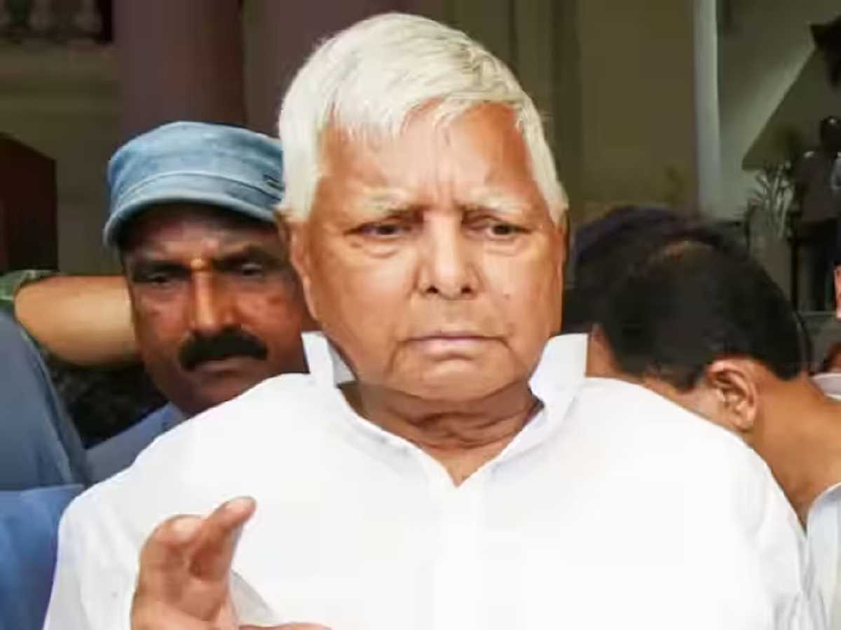 लगातार हो रही ट्रेन दुर्घटनाओं पर लालू प्रसाद यादव ने की केंद्र की आलोचना