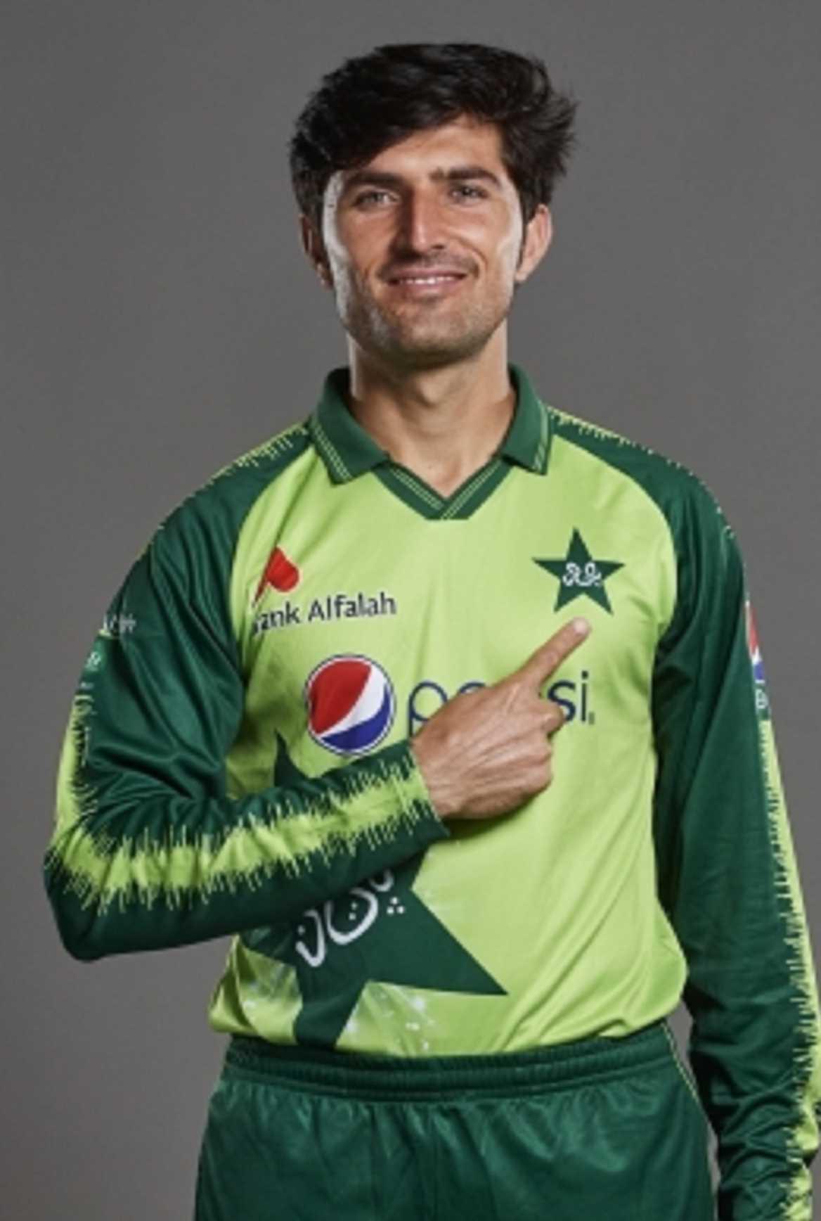 भारत के खिलाफ मैच से पहले पाकिस्तान को लगा बड़ा झटका, वसीम चोट के कारण बाहर भारत के खिलाफ मैच से पहले पाकिस्तान को लगा बड़ा झटका, वसीम चोट के कारण बाहर