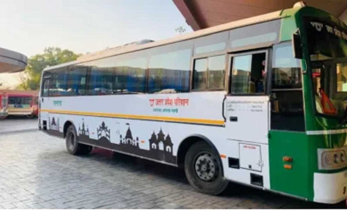 यूपी परिवहन निगम ने अक्टूबर में कमाए साढ़े 32 लाख