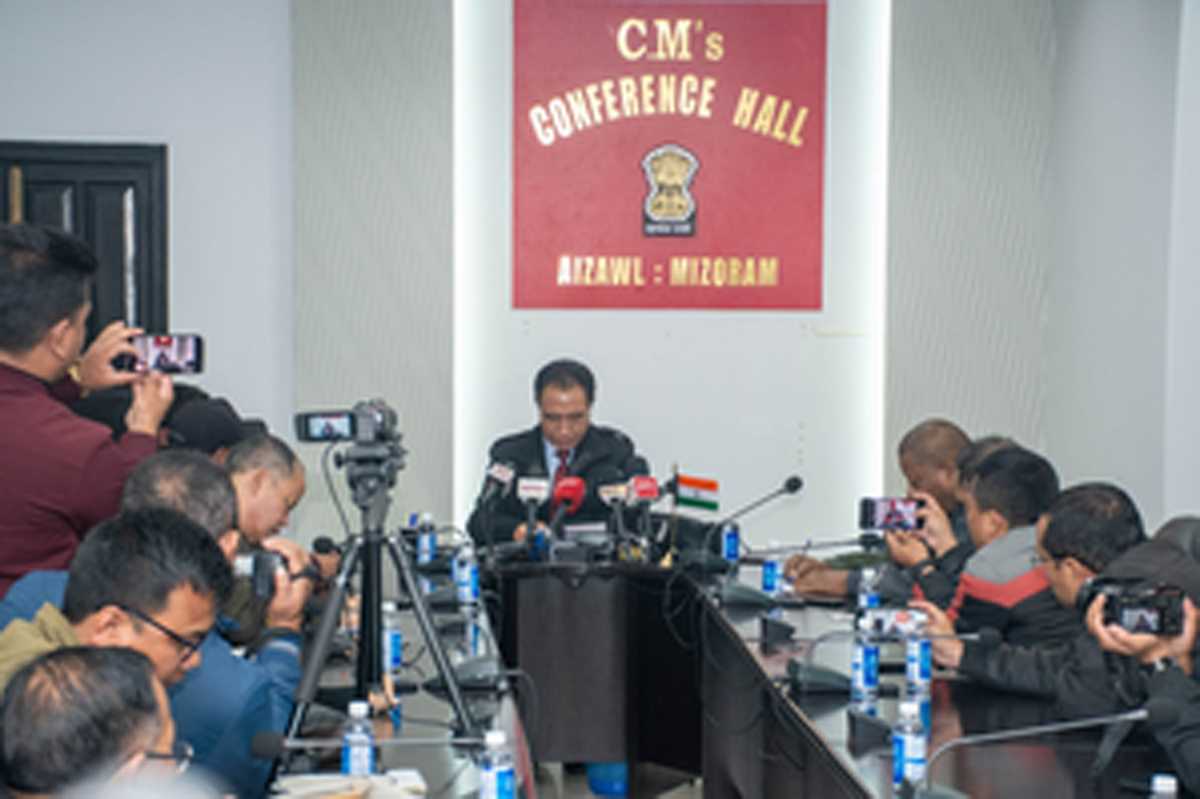 मिजोरम सरकार राज्य का एकमात्र हवाईअड्डा एएआई या अदाणी समूह को सौंपेगी : मुख्यमंत्री