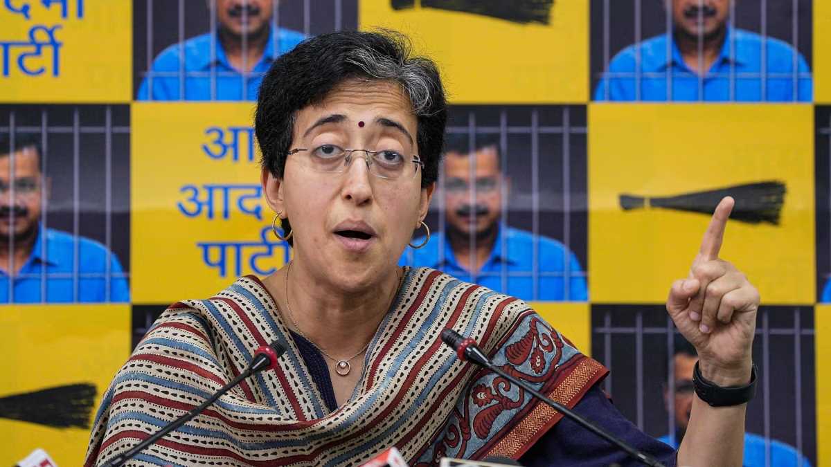 बीजेपी और दिल्ली पुलिस ने बिभव की अग्रिम जमानत याचिका खारिज कराई : आतिशी बीजेपी और दिल्ली पुलिस ने बिभव की अग्रिम जमानत याचिका खारिज कराई : आतिशी