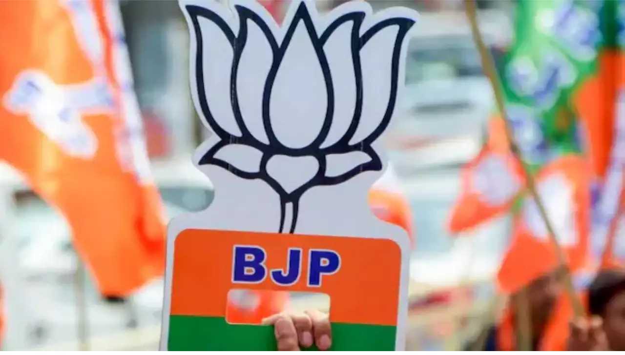 दिल्ली चुनाव 2025 : भाजपा ने जारी की चौथी लिस्ट, ग्रेटर कैलाश से सौरभ भारद्वाज के खिलाफ शिखा राय को उतारा दिल्ली चुनाव 2025 : भाजपा ने जारी की चौथी लिस्ट, ग्रेटर कैलाश से सौरभ भारद्वाज के खिलाफ शिखा राय को उतारा