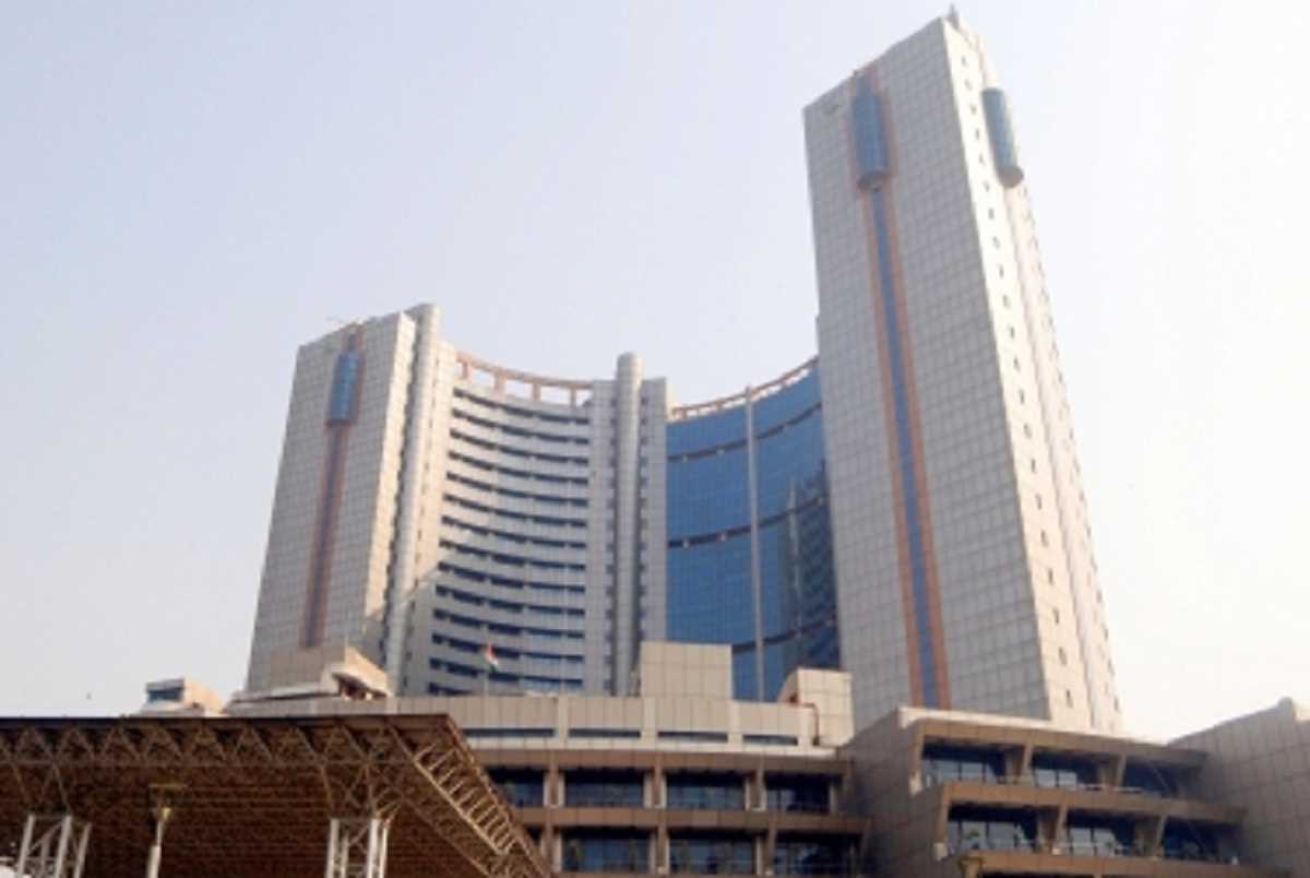 MCD Mayor Election: एल्डरमैन नहीं इस बार निर्वाचित पार्षद पहले लेंगे शपथ, पिछली बार चले थे लात-घूसे MCD Mayor Election: एल्डरमैन नहीं इस बार निर्वाचित पार्षद पहले लेंगे शपथ, पिछली बार चले थे लात-घूसे