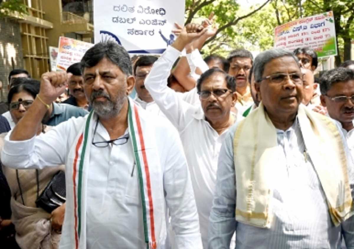 कर्नाटक में नेताओं के भाग्य का पिटारा खुलना हुआ शुरू कर्नाटक में नेताओं के भाग्य का पिटारा खुलना हुआ शुरू