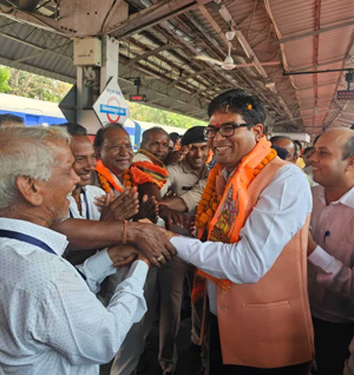 बिलासपुर से श्रीरामलला के दर्शन करने अयोध्या रवाना हुए श्रद्धालु