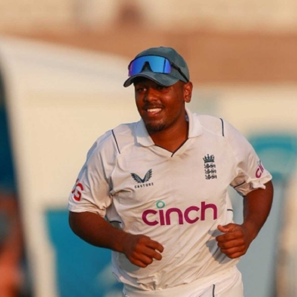 इंग्लैंड के लिए महज 18 साल की उम्र में डेब्यू करने के लिए तैयार युवा ऑलराउंडर, टूटेगा वर्षों पुराना रिकॉर्ड