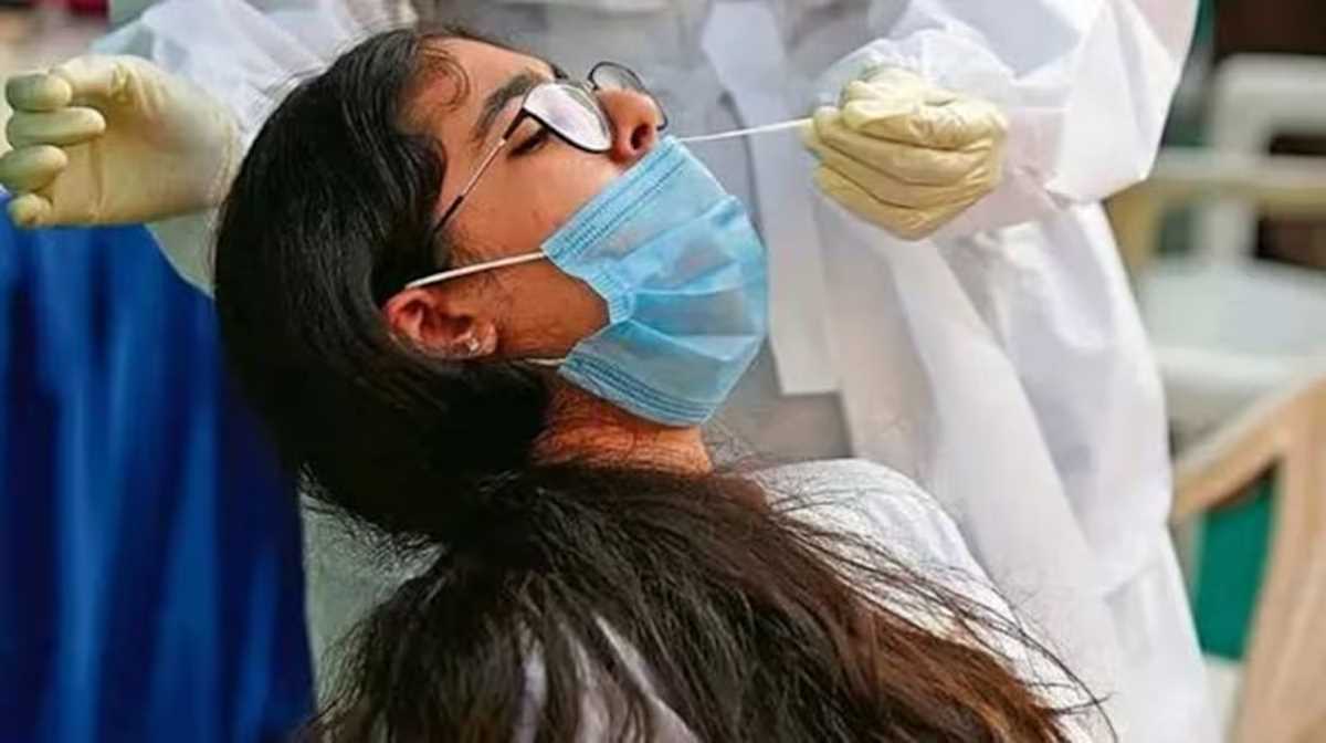 नए कोविड वेरिएंट के डर पर कर्नाटक के मंत्री ने कहा, घबराने की जरूरत नहीं