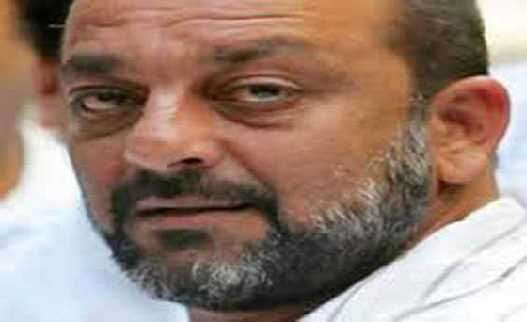 संजय दत्त ने मिथुन चक्रवर्ती और जैकी श्राफ के साथ एक्शन फिल्म की शूटिंग शुरू की