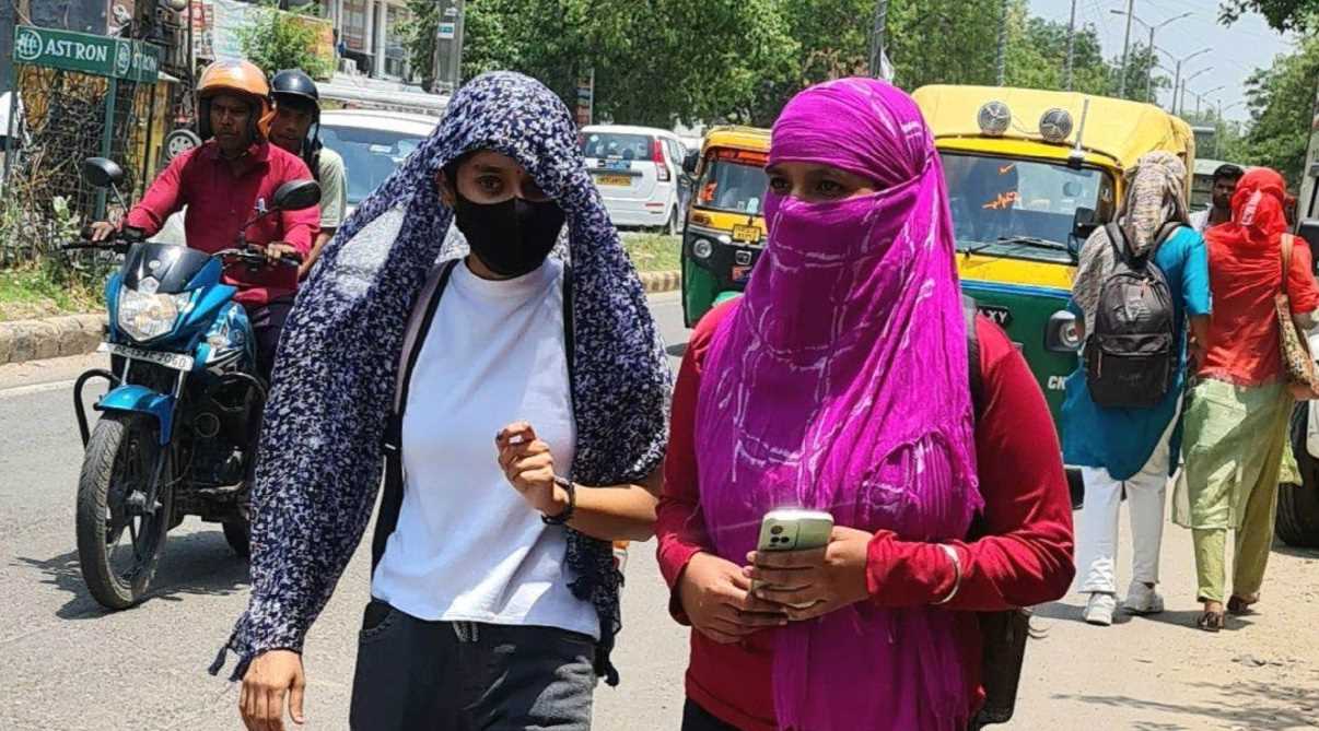 एनसीआर : भीषण गर्मी और हीट वेव का कहर, ऑरेंज अलर्ट जारी, अस्पतालों में बढ़े डिहाइड्रेशन के मामले