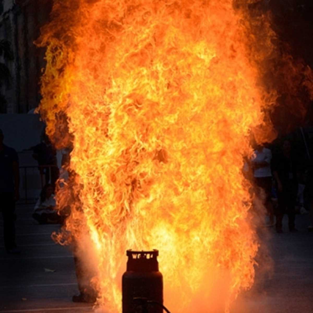 पटना : गंगा नदी में नाव पर एलजीपी विस्फोट में 4 लोगों की मौत