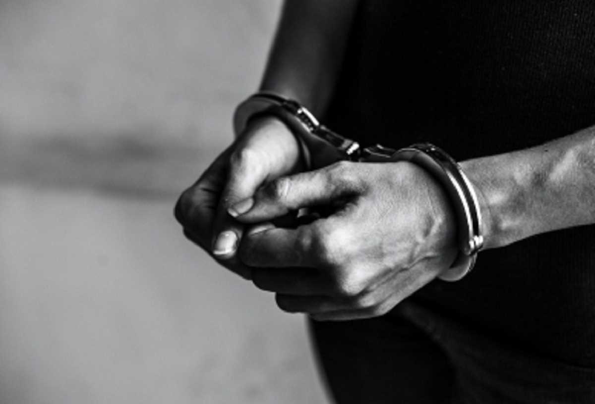 प्राइवेट स्कूल के शिक्षक पर नाबालिग के साथ छेड़छाड़ आरोप, पॉक्सो एक्ट में गिरफ्तार प्राइवेट स्कूल के शिक्षक पर नाबालिग के साथ छेड़छाड़ आरोप, पॉक्सो एक्ट में गिरफ्तार