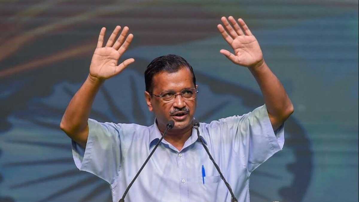 इंदिरा गांधी की तरह अति कर रहे हैं प्रधानमंत्री : केजरीवाल