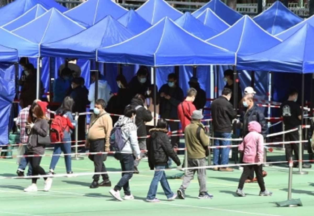 महामारी के कारण चीन के मैन्युफैक्चरिंग के आंकड़ों में भारी गिरावट