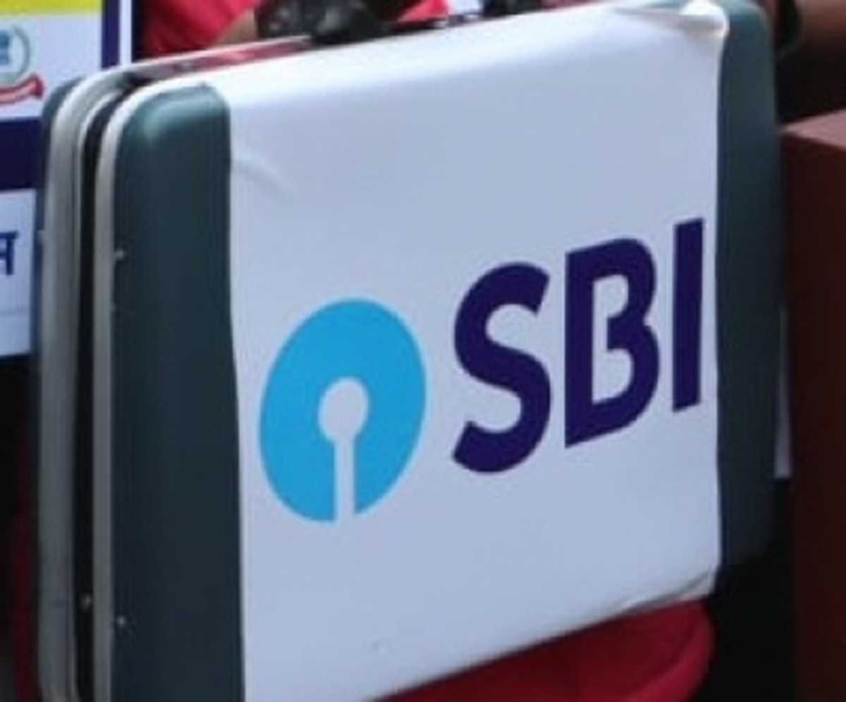आरबीआई अगले महीने रोक सकता है रेपो रेट बढ़ोतरी : एसबीआई रिपोर्ट