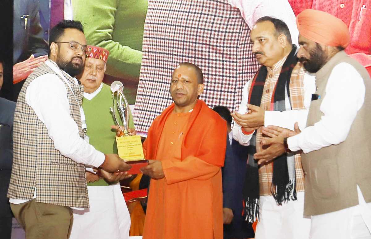 उत्तर प्रदेश को सबसे बड़ी अर्थव्यवस्था बनाने के लिए दोगुनी करनी होगी कृषि विकास दर : योगी