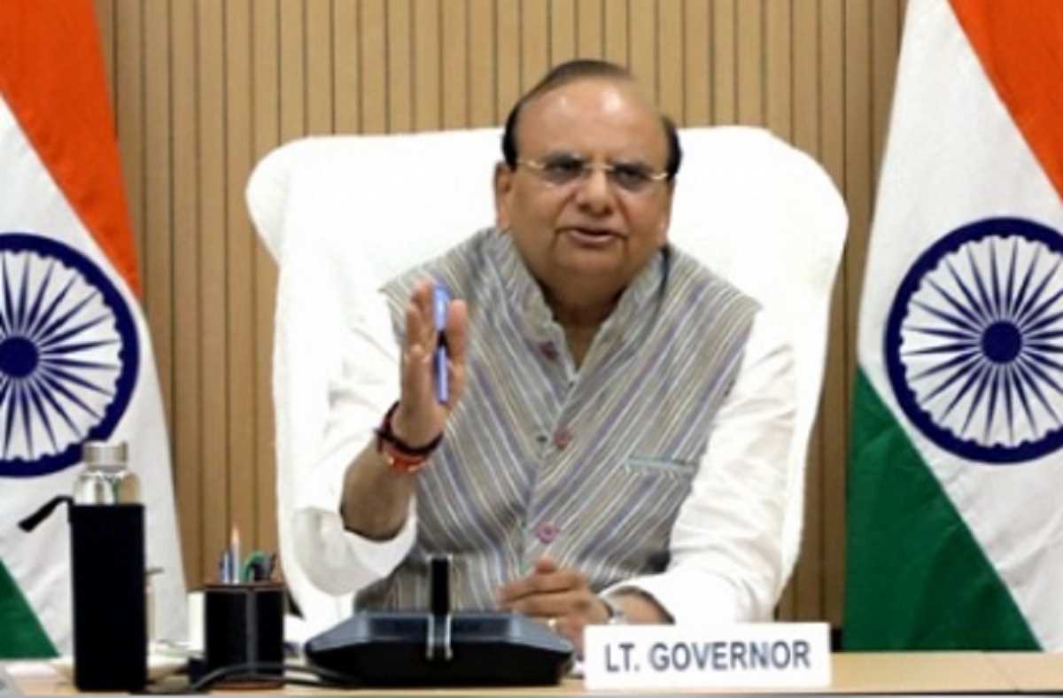 आप ने एलजी पर लगाया 1400 करोड़ रुपए के घोटाले का आरोप, रात भर विधानसभा में धरना