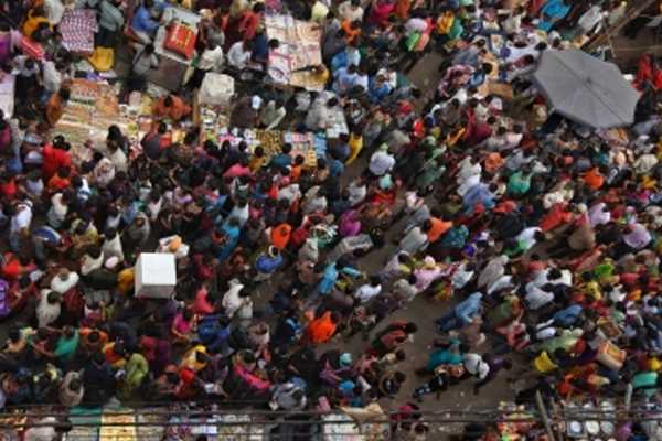 दिल्ली के बाजारों में ऑड इवन लागू होने पर व्यापारियों ने जताई नाराजगी, कारोबार में नुकसान होने का अंदेशा