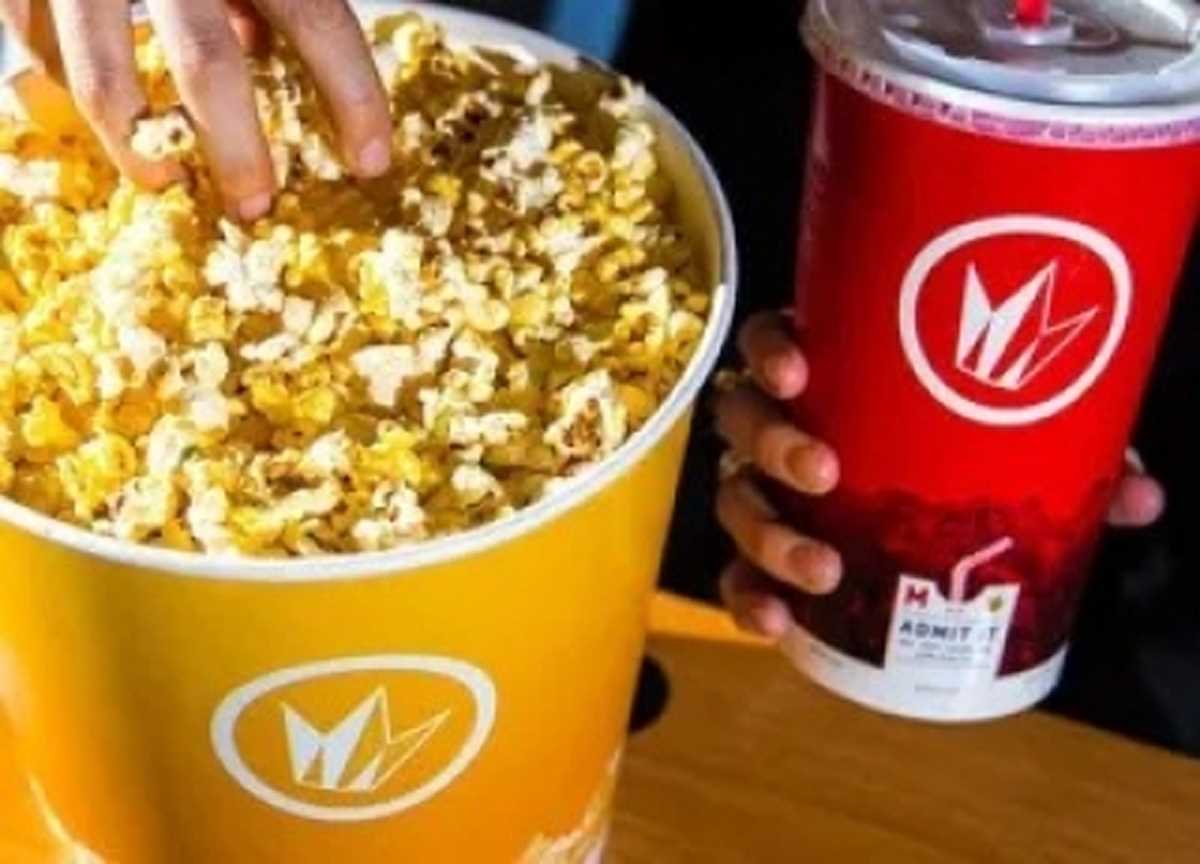 मल्टीप्लेक्स, पॉश रेस्तराओं में महंगे खाने-पीने की चीजों पर परिचालन शुल्क लिया जाता है : सरकार