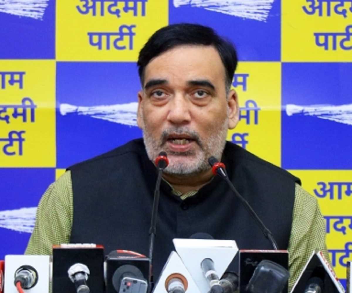 दिल्ली एमसीडी चुनाव के लिए प्रचार दो मुद्दों पर, कांग्रेस रेस से बाहर : गोपाल राय