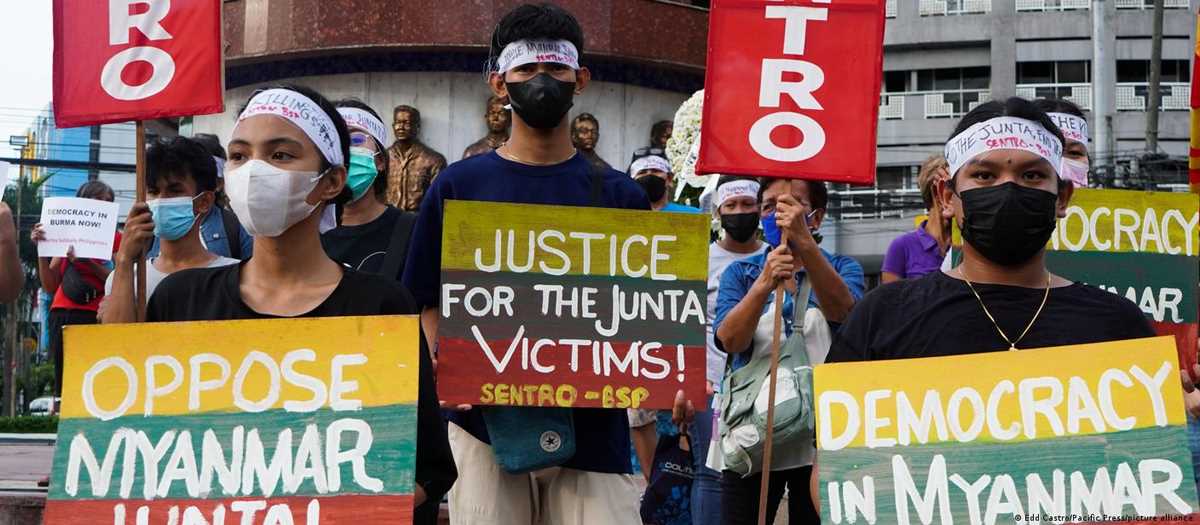 म्यांमार में आपातकाल की अवधि छह महीने बढ़ी म्यांमार में आपातकाल की अवधि छह महीने बढ़ी