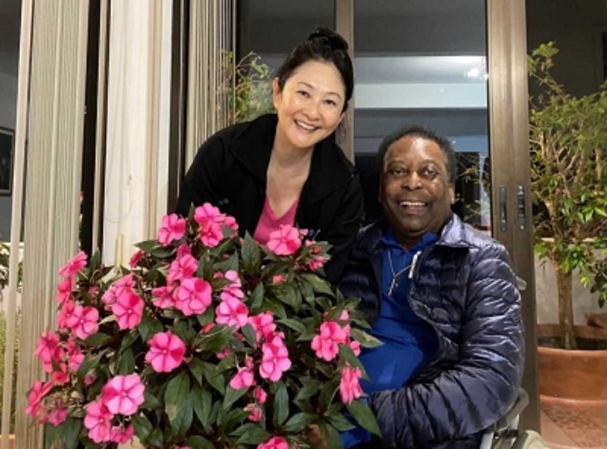 पेले ने सोशल मीडिया पर तस्वीर साझा कर दी स्वास्थ्य की जानकारी