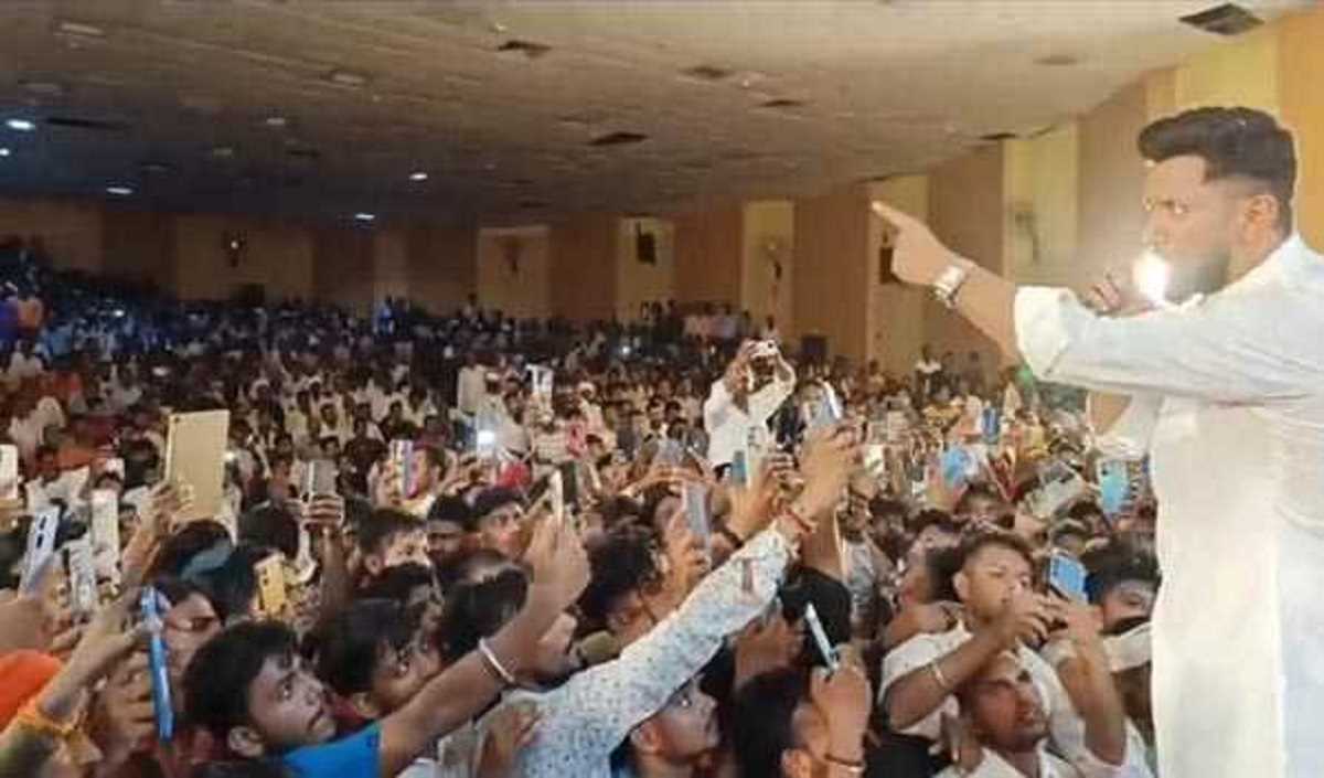 राजद की सोच ही समाज को बांटने की है: चिराग पासवान राजद की सोच ही समाज को बांटने की है: चिराग पासवान