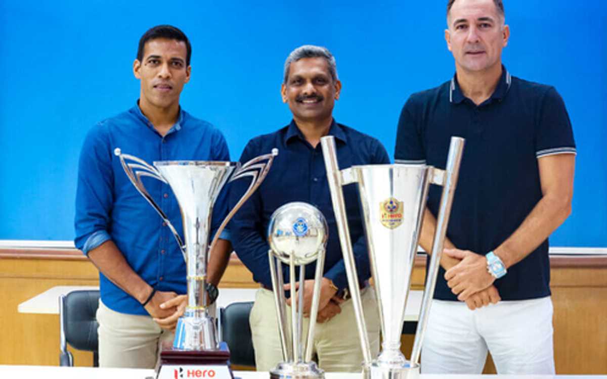 एआईएफएफ ने भारतीय पुरुष फुटबॉल कोच इगोर स्टिमैक का अनुबंध 2026 तक बढ़ाया एआईएफएफ ने भारतीय पुरुष फुटबॉल कोच इगोर स्टिमैक का अनुबंध 2026 तक बढ़ाया