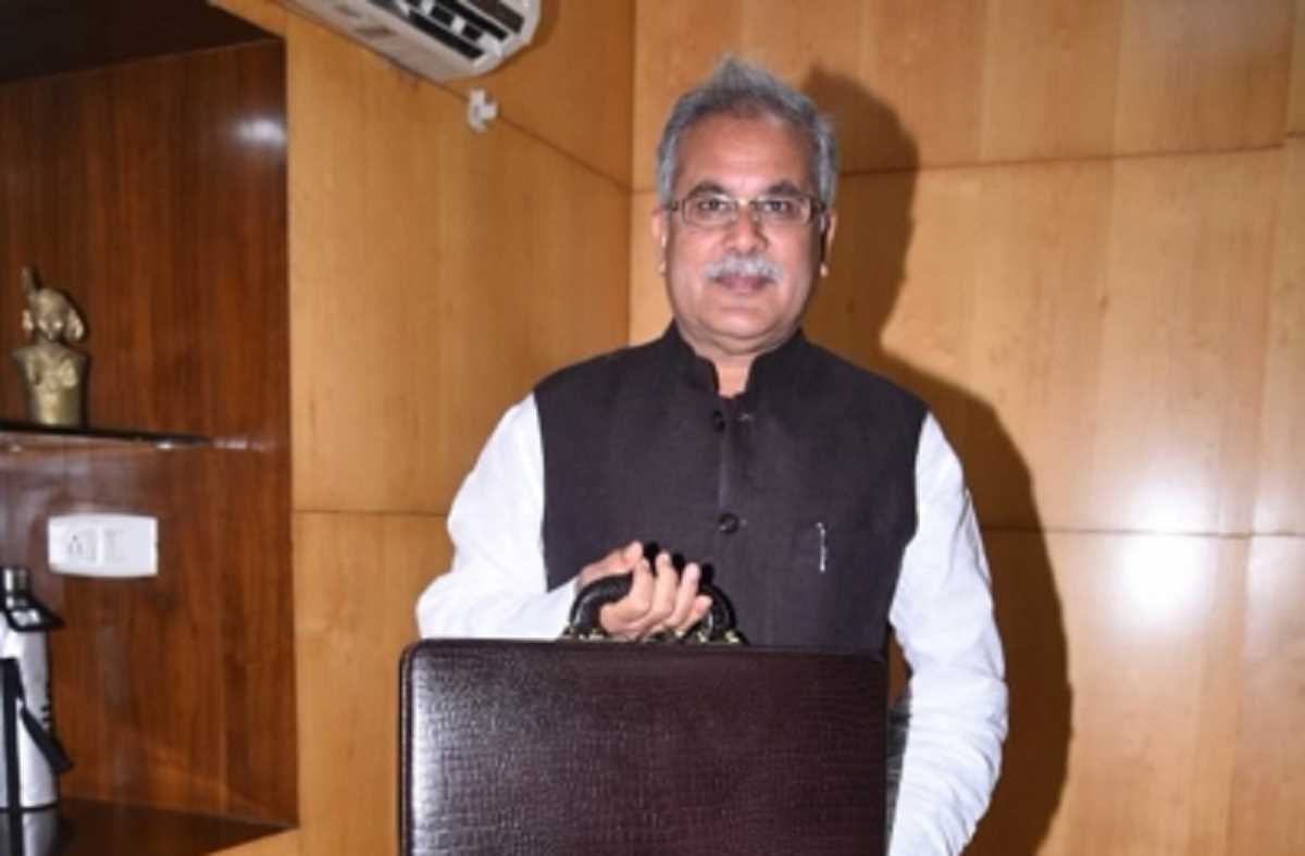 छत्तीसगढ़ में कर्म-श्रम को मिलेगा सम्मान: हबीब तनवीर और अनुपम मिश्र के नाम पर मिलेगा पुरस्कार