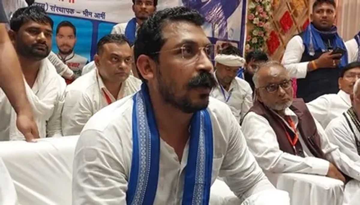 अलीगढ़ मॉब लिंचिंग के पीड़ितों को मुआवजा मिले : चंद्रशेखर